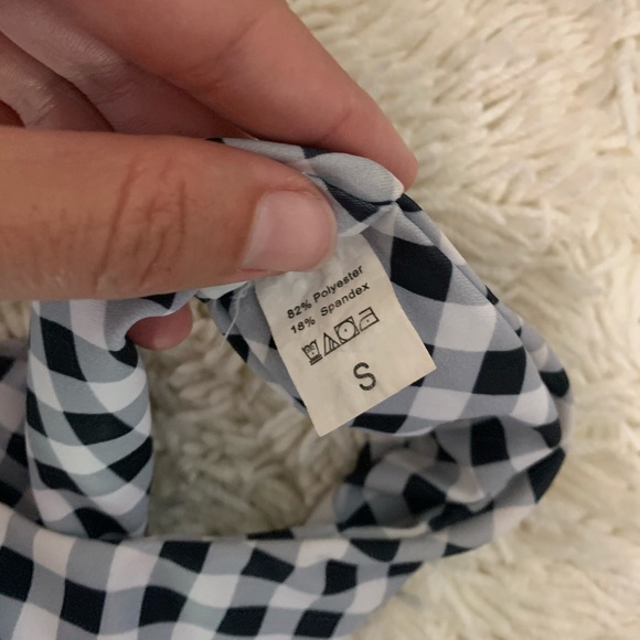 Checkered print bikini - Picture 3 of 4